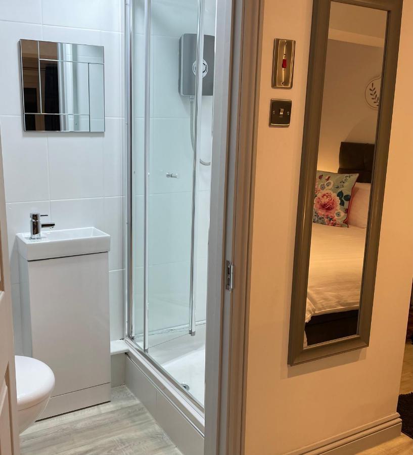 Stunning Contemporary 1 Bedroom En-Suite Annexe 플리머스 외부 사진